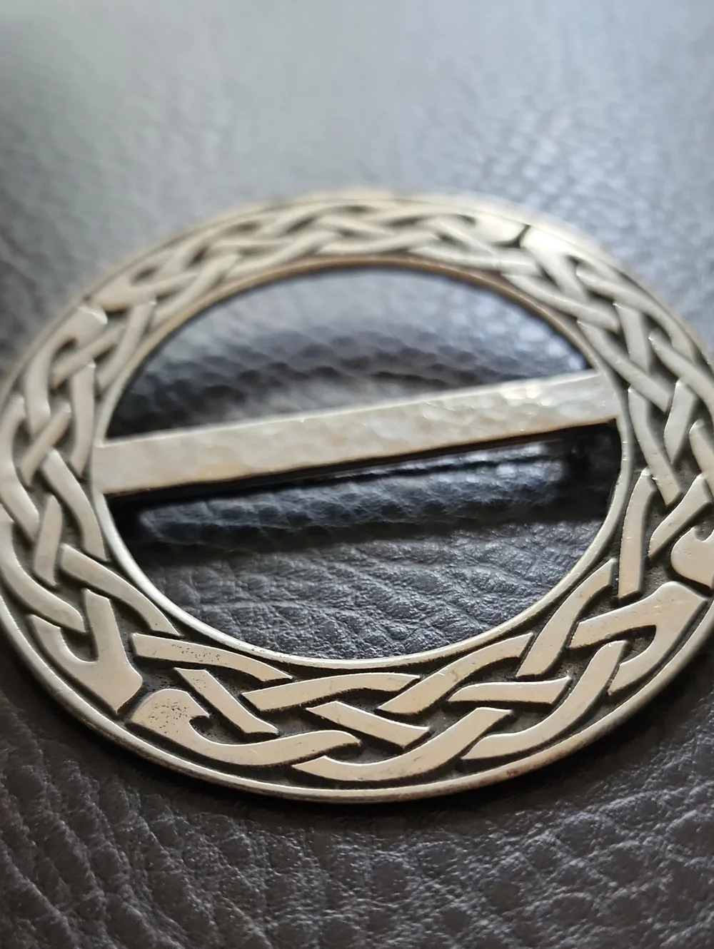 VTG Pewter Celtic Knot Round Brooch